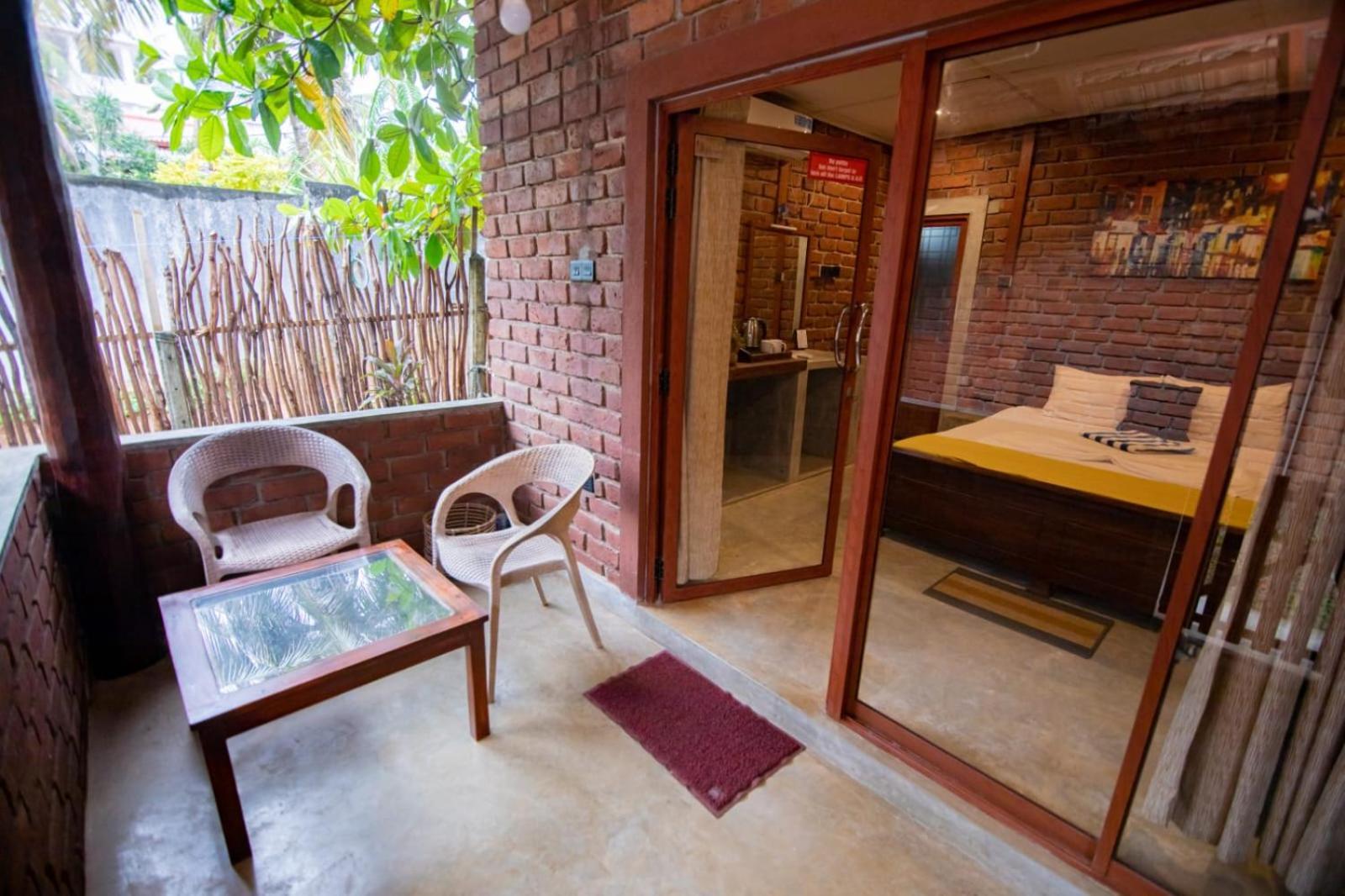 Click Hiriketiya Hotel Dikwella Exterior foto